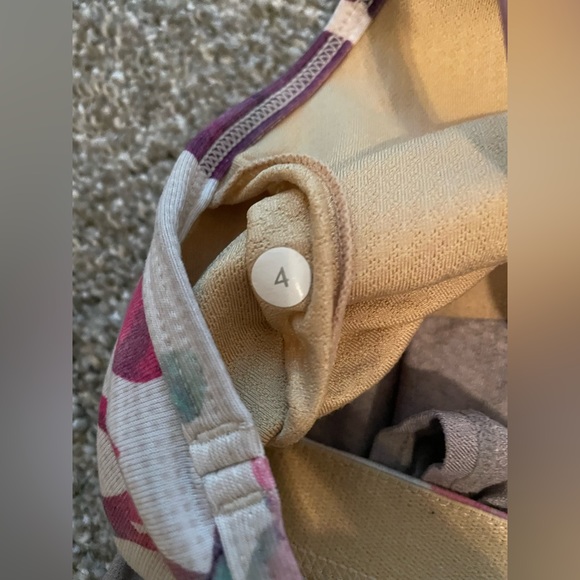 🍋Like New Lululemon No Limits Tank Fossil/Blurred Blossom Multi Colour - Picture 4 of 11